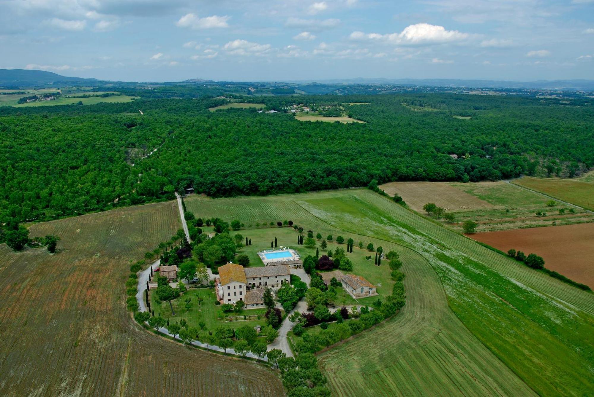 Fattoria Agriturismo Nerbona Vila Casole dʼElsa Exterior foto